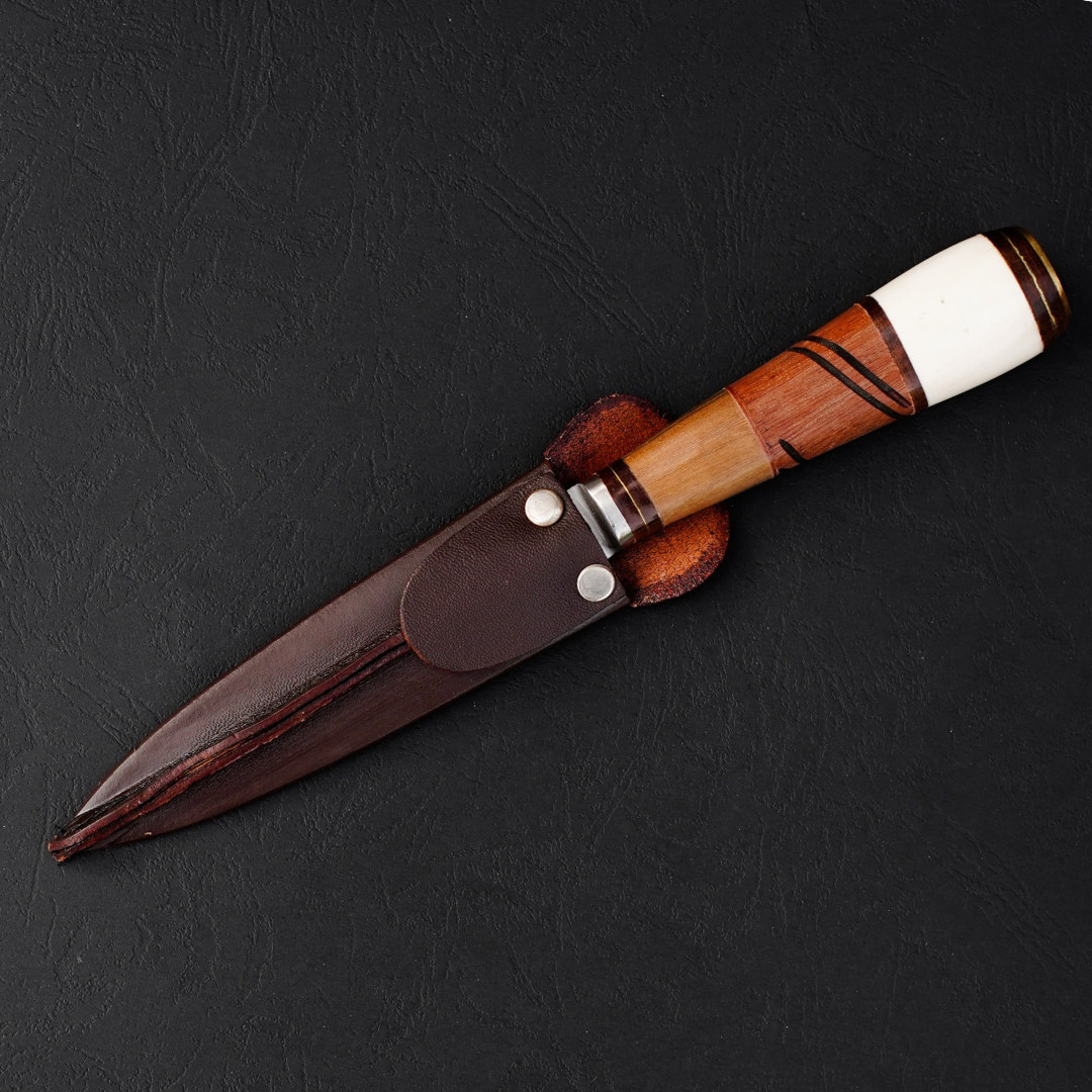Cuchillo Gaucho Patagón Artesanal Hueso Madera hoja 12 cm