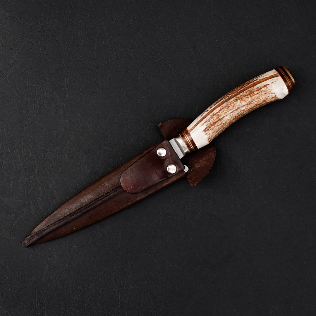 Cuchillo Gaucho El Ombú Artesanal Asta de Ciervo Premium hoja 16 cm