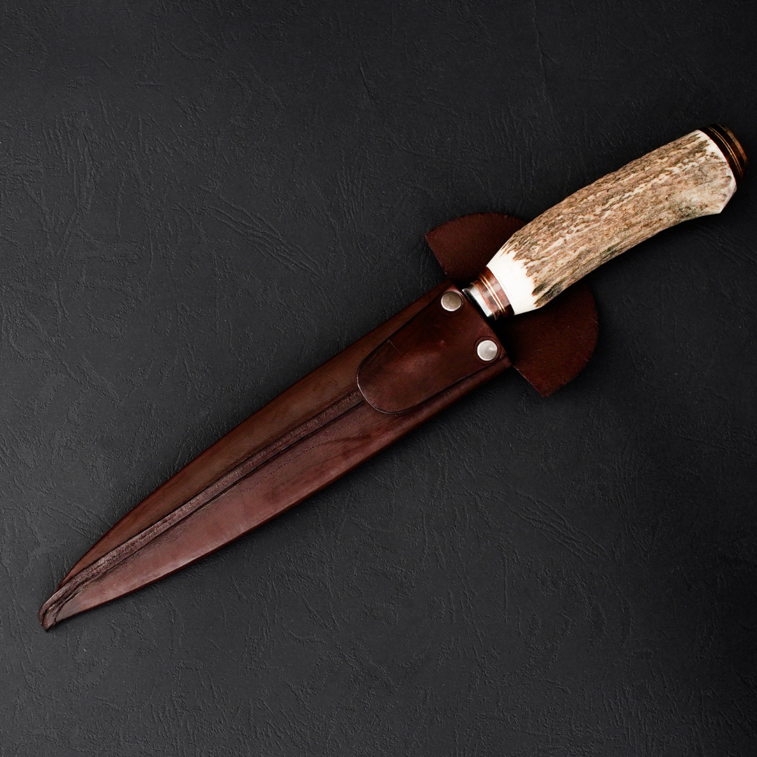 Cuchillo Gaucho Patagón Artesanal Asta De Ciervo hoja 20 cm