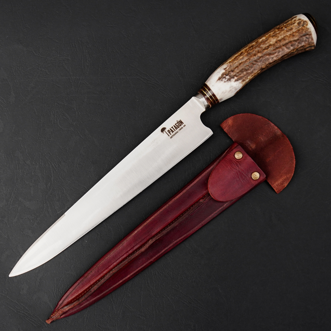 Cuchillo Gaucho Patagón Artesanal Asta de Ciervo hoja 26 cm