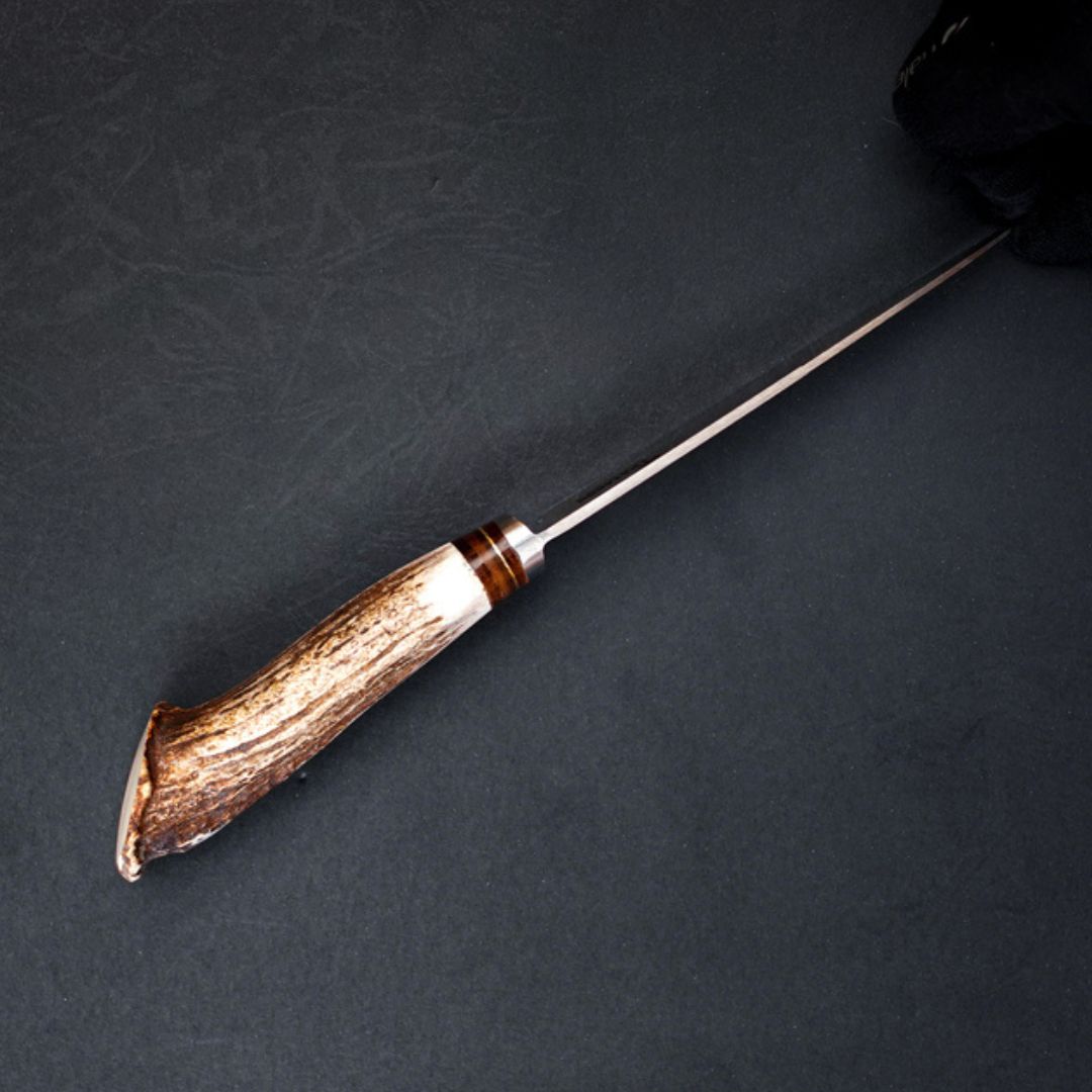 Cuchillo Gaucho Patagón Artesanal Asta de Ciervo hoja 14 cm