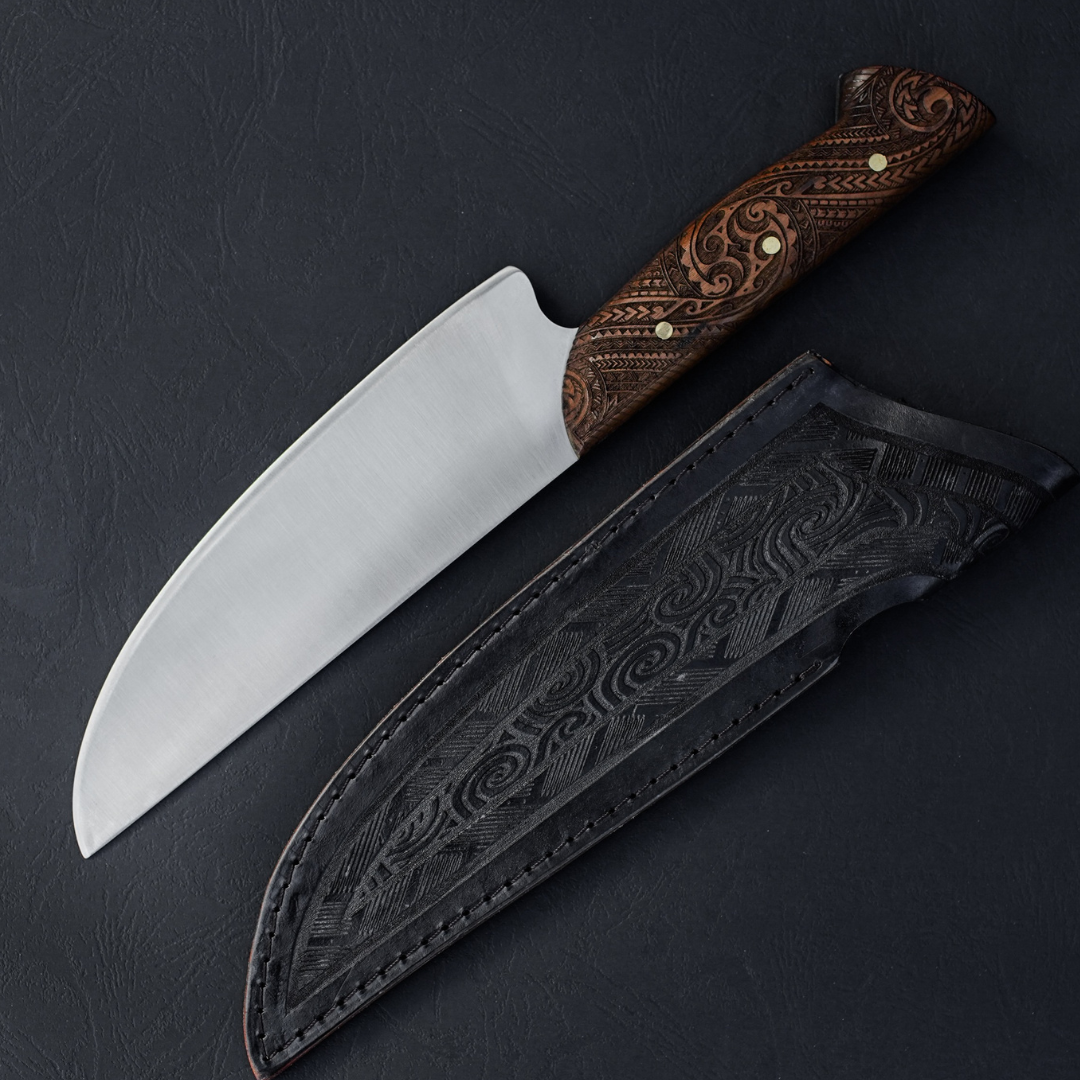 Cuchillo Carnicero Legado Artesanal Madera Nativa Tallada Premium hoja ancha 20 cm