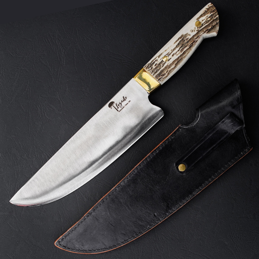 Cuchillo Carnicero Legado Artesanal Asta Ciervo Premium hoja ancha 20 cm