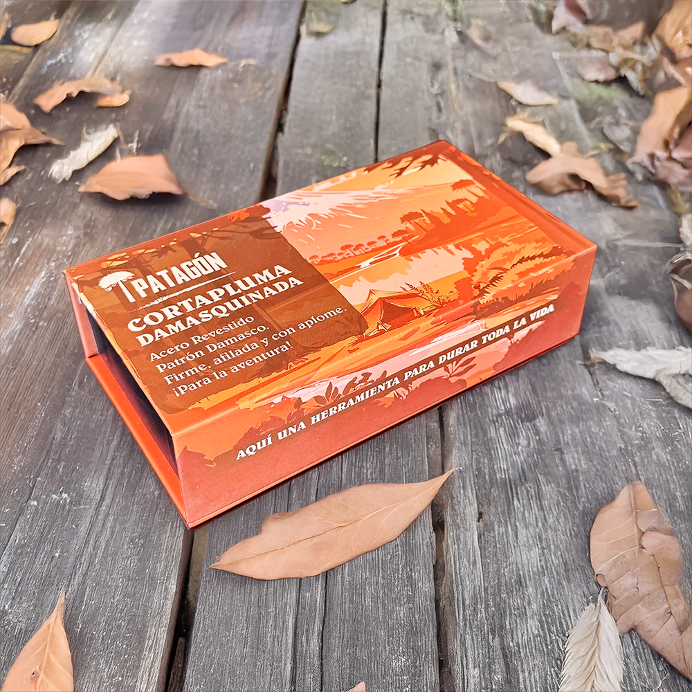 Corta pluma plegable Acero Inox. Recubierto PATAGÓN - DAMASQUINADA