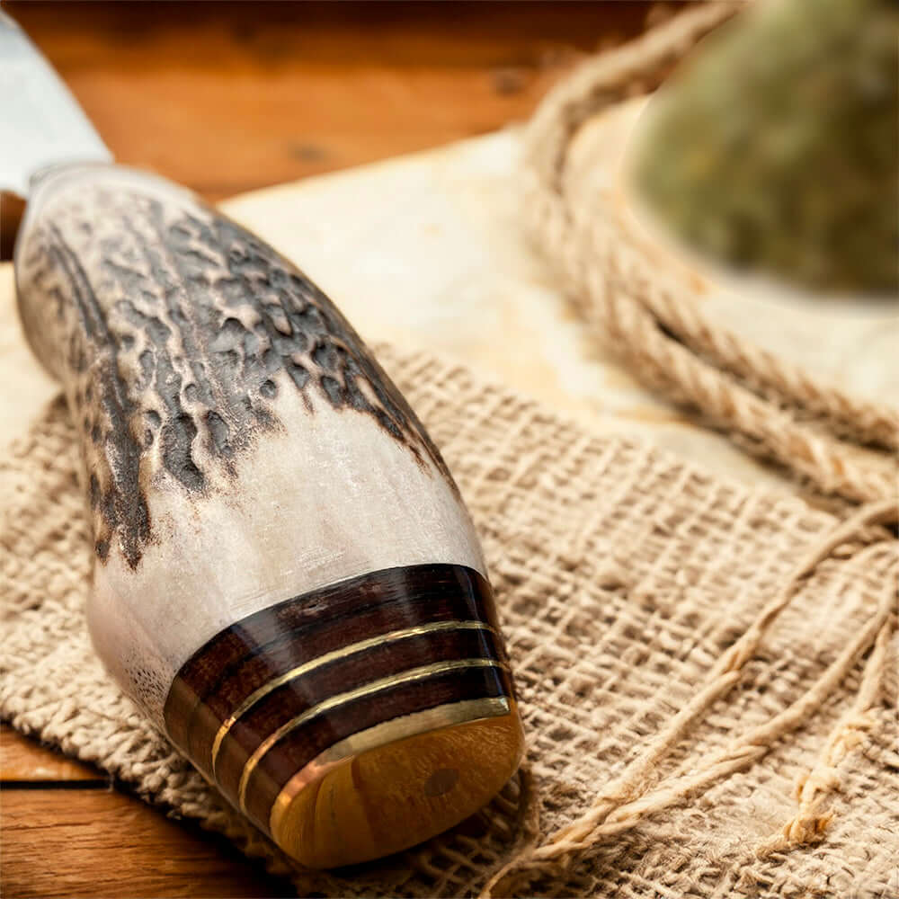 GAUCHO - Cuchillo Verijero Parrillero hoja 16 cm Artesanal Premium Asta Ciervo EL OMBU - Cuchillos Mundo Patagon