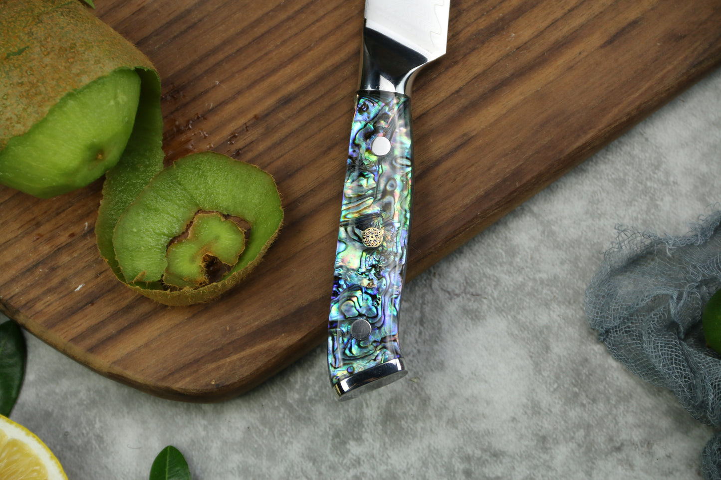 Cuchillo Puntilla Patagón Damasco 67 capas 13 cm NÁCAR