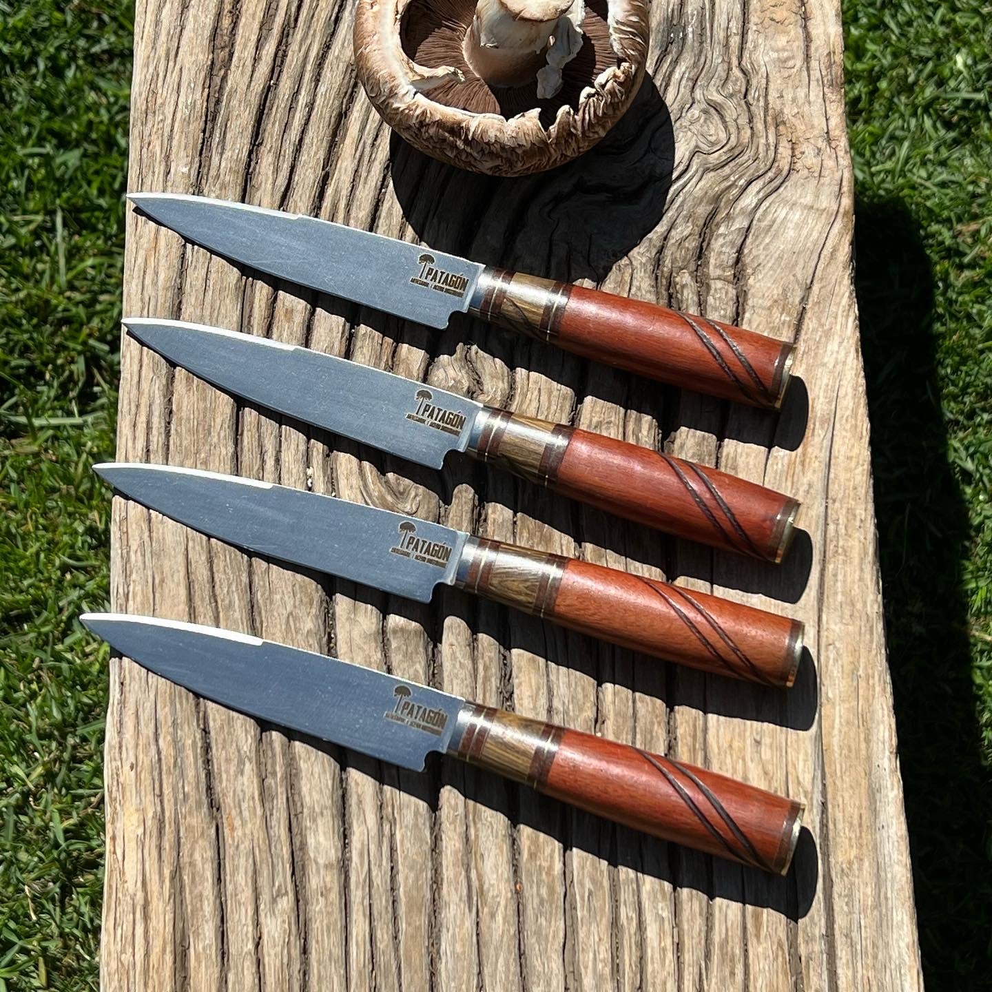 Juego 4 cuchillos Artesanal Maderas 12 cm