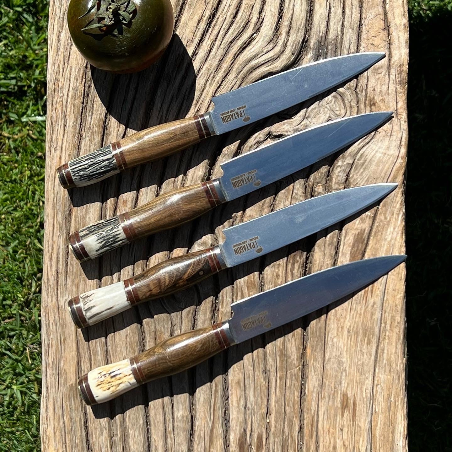 Juego 4 cuchillos Artesanal Ciervo Madera 12 cm