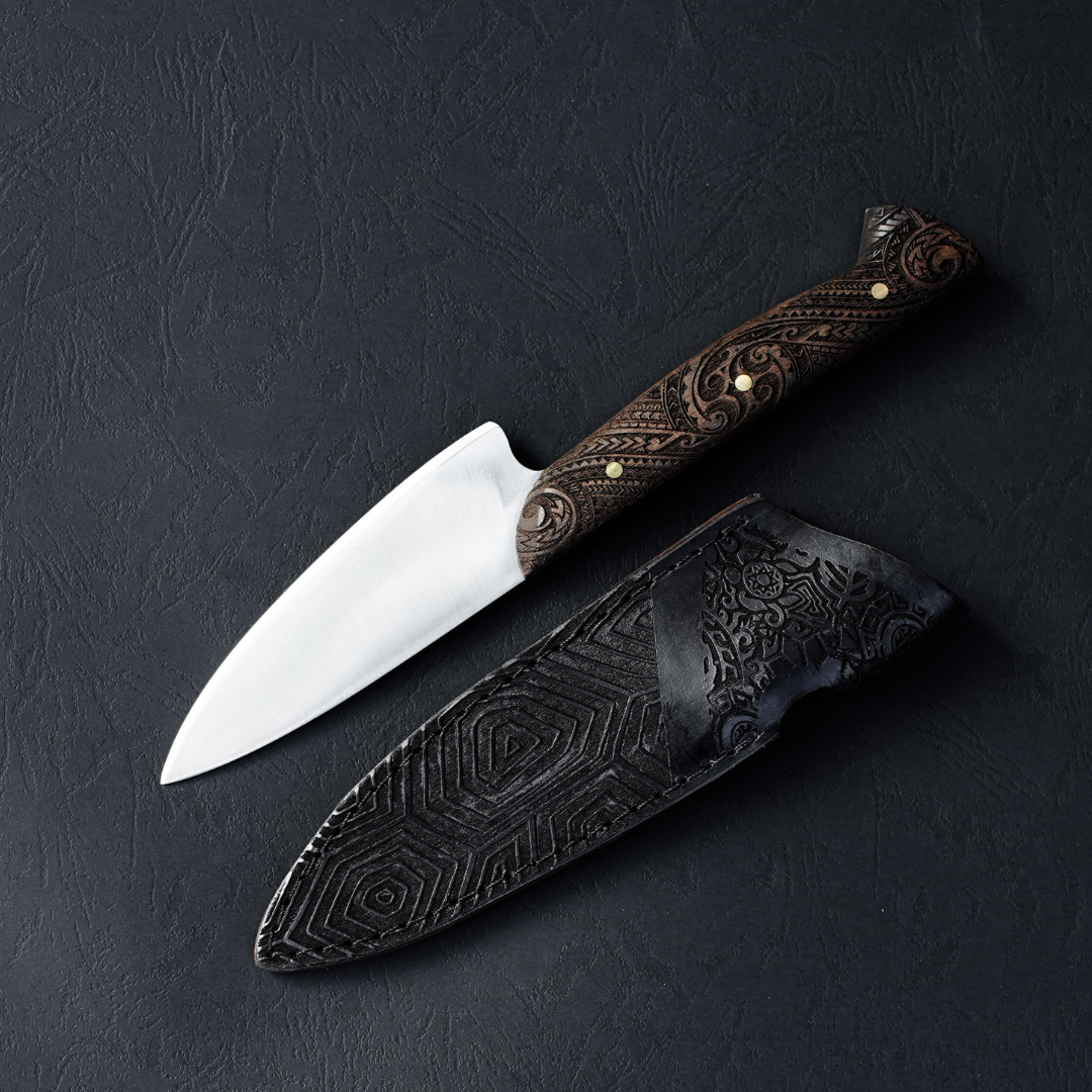 Cuchillo Puntero Legado Artesanal Madera Nativa Tallada Premium hoja 12 cm
