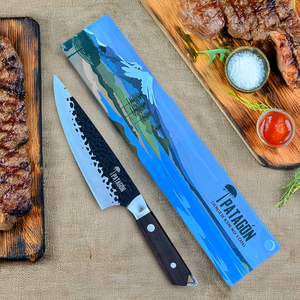 PIÑON - Cuchillo Parrillero inox. 3 capas hoja 20 cm Martillado PATAGÓN + GRABADO GRATIS
