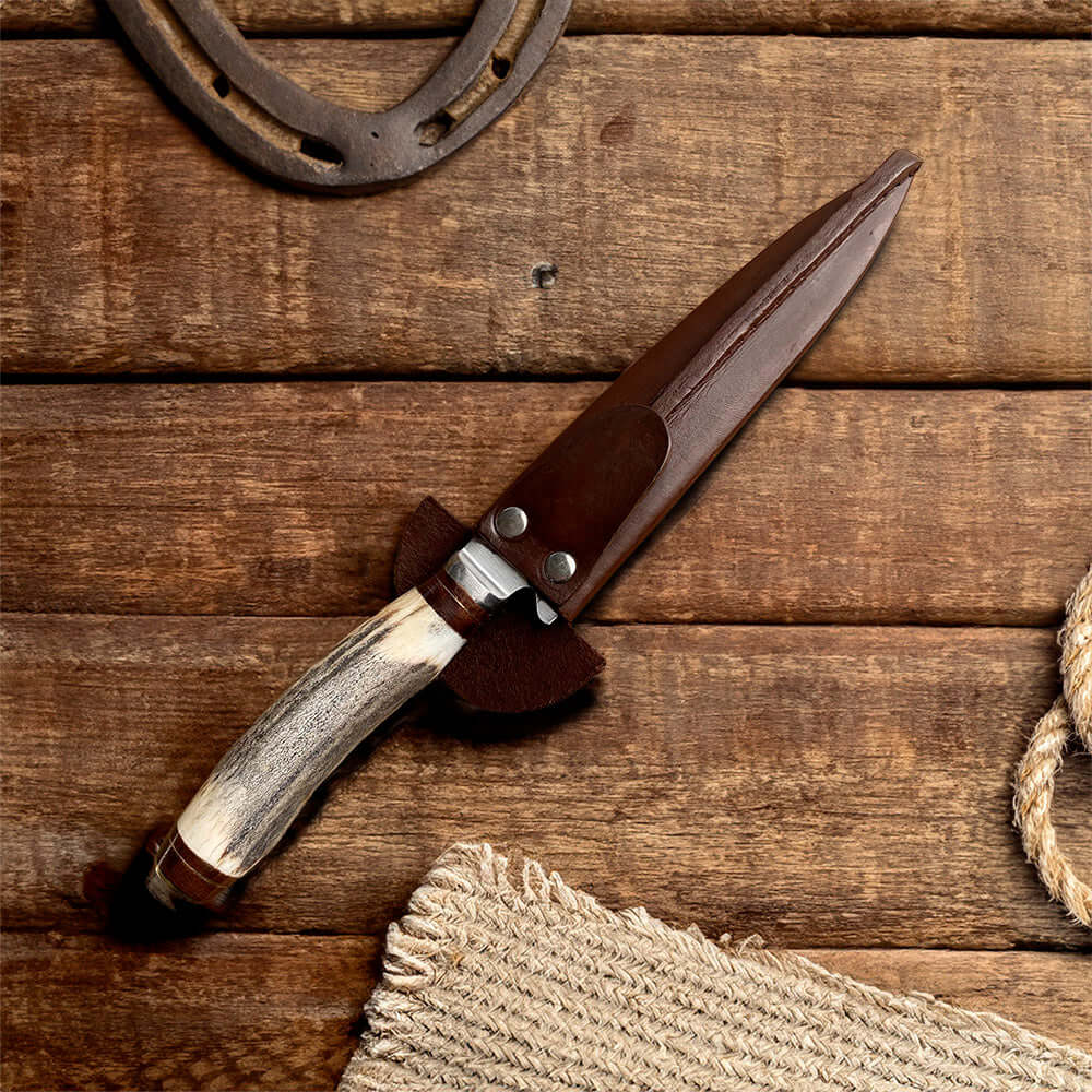 GAUCHO - Cuchillo Verijero Parrillero hoja 16 cm Artesanal Premium Asta Ciervo EL OMBU - Cuchillos Mundo Patagon