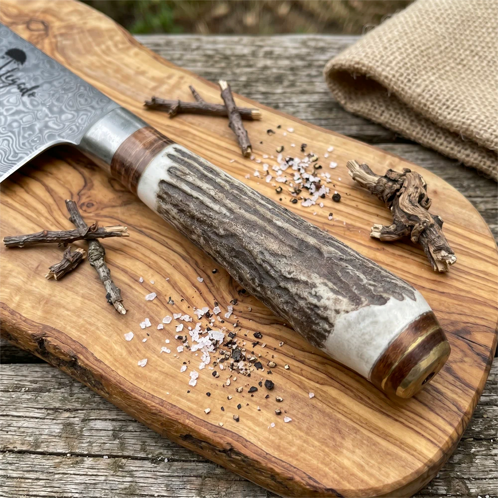 Cuchillo Acero Damasco 67 capas Artesanal LEGADO - CIERVO