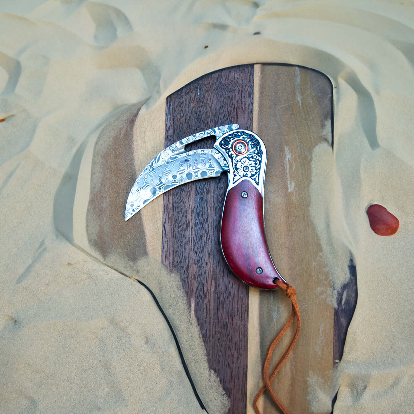 KARAMBIT - Cortapluma Damasco 89 capas PATAGÓN (7122677596262)