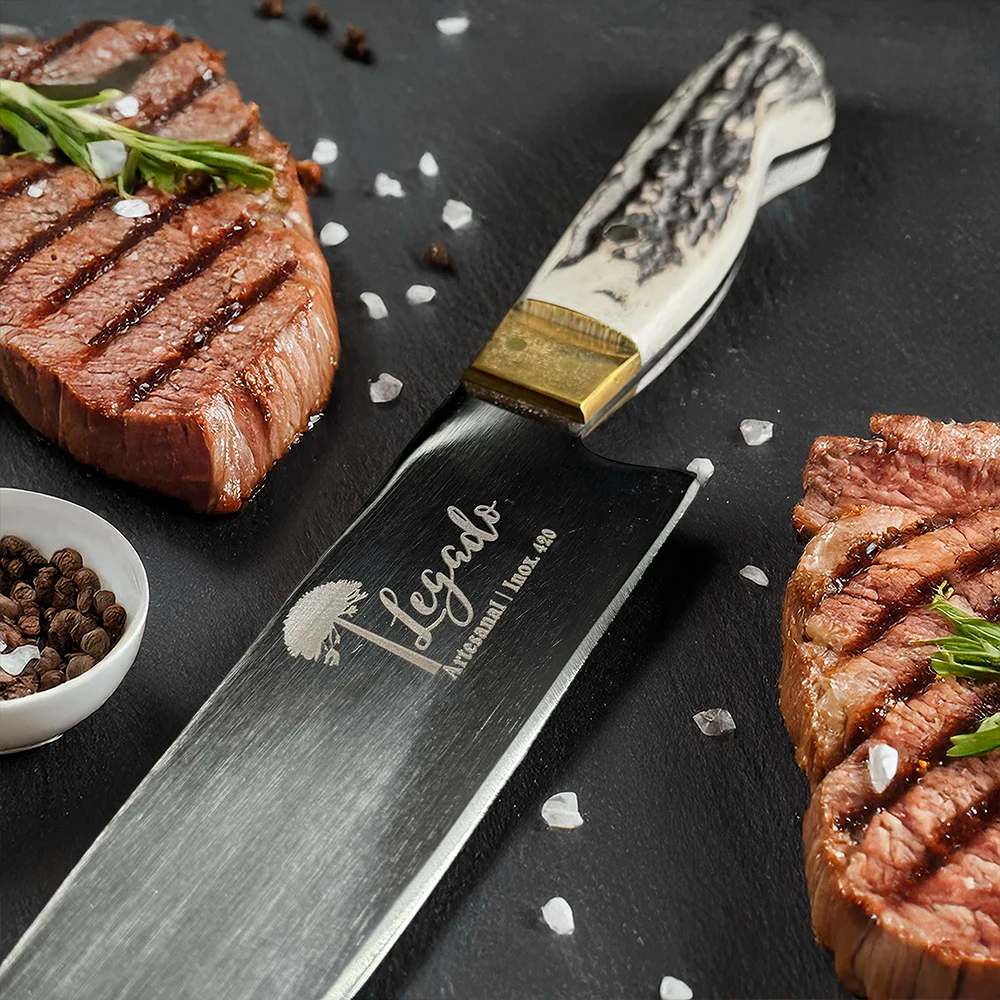 Cuchillo de asado artesanal acero Inox. hoja 20 cm LEGADO - HUEMUL - Cuchillos Mundo Patagon