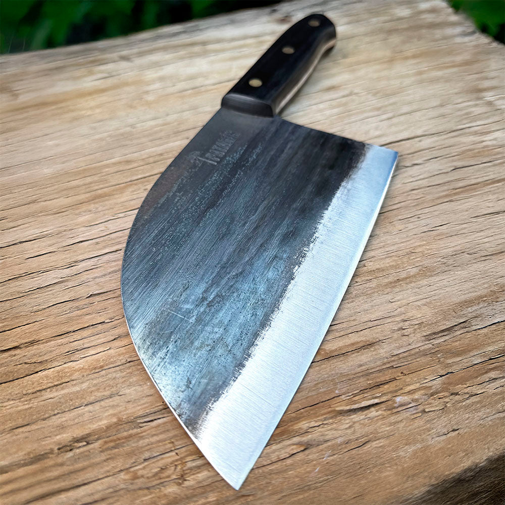 Hacha 18 cm ancha acero carbono PATAGÓN - SERBIO - Cuchillos Mundo Patagon