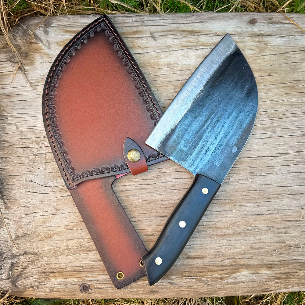 Hacha 18 cm ancha acero carbono PATAGÓN - SERBIO - Cuchillos Mundo Patagon