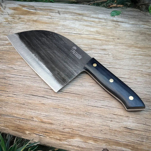 Hacha 18 cm ancha acero carbono PATAGÓN - SERBIO
