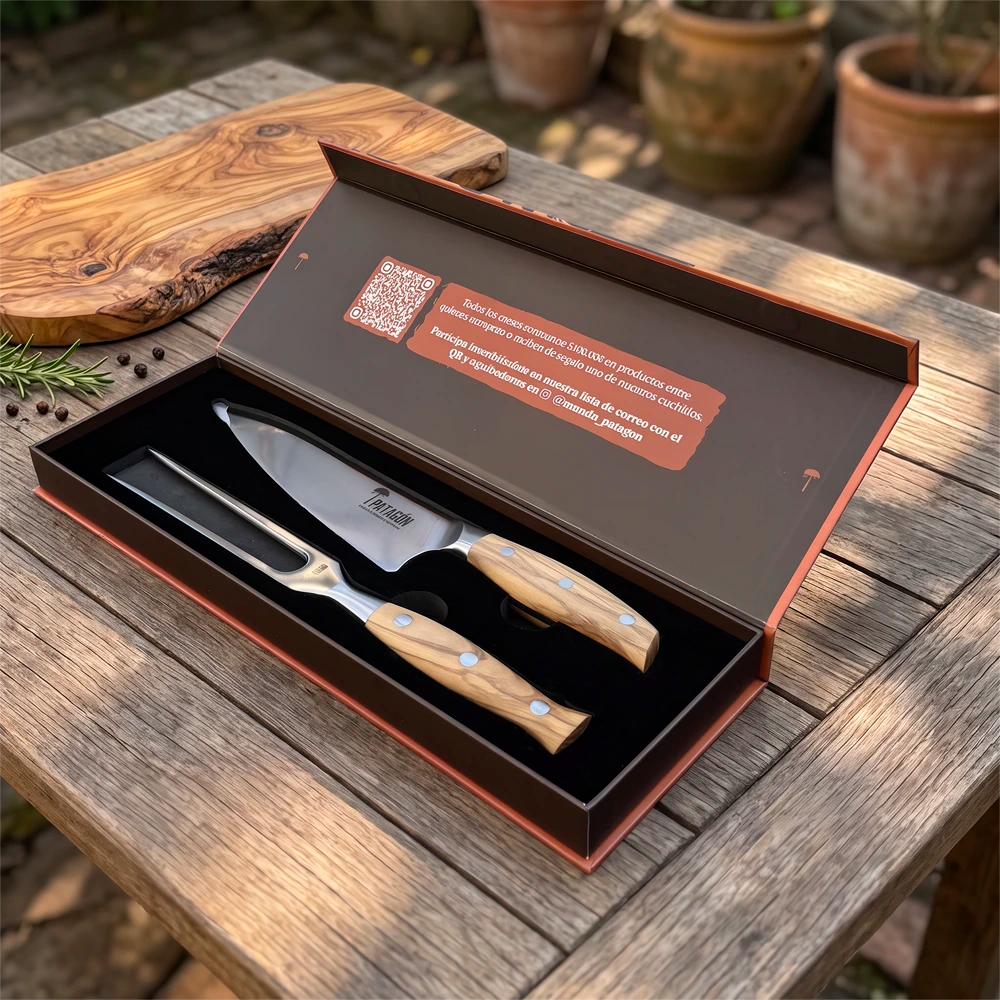 Set Parrillero 2 piezas Cuchillo + Tenedor PATAGÓN - OLIVO