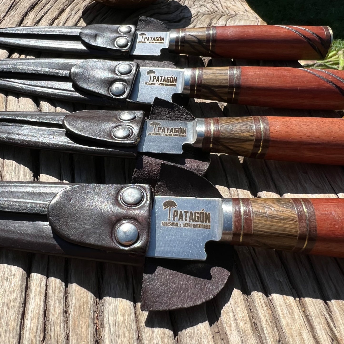 Juego 4 cuchillos Artesanal Maderas 12 cm – Cuchillos Mundo Patagon